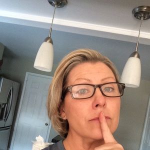 Meet your Posher, Carrie